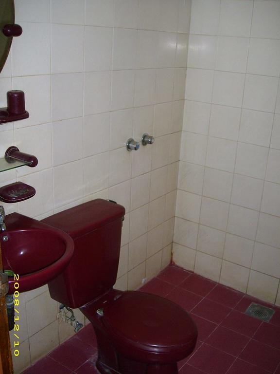 Hotel Pinangsia Jakarta Luaran gambar