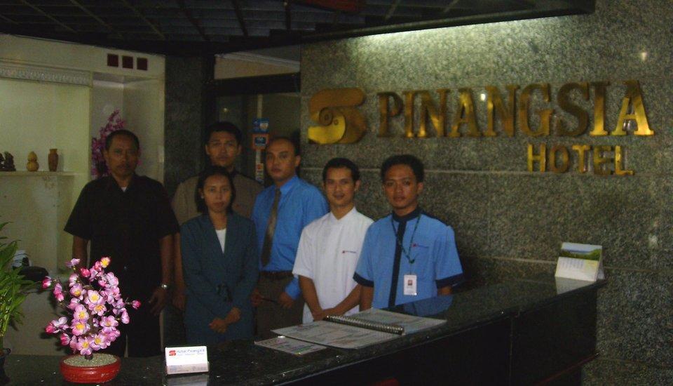 Hotel Pinangsia Jakarta Luaran gambar