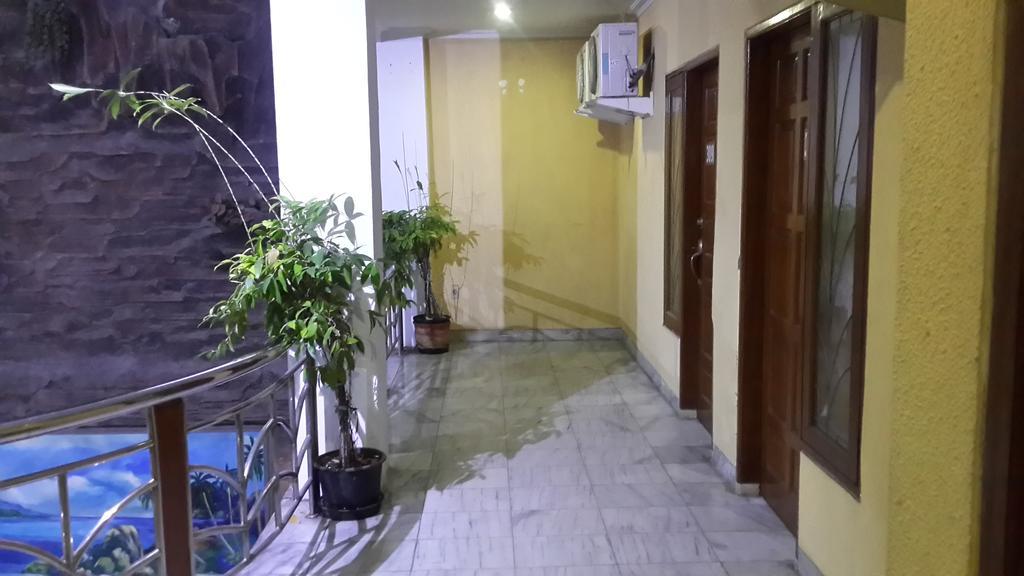 Hotel Pinangsia Jakarta Luaran gambar